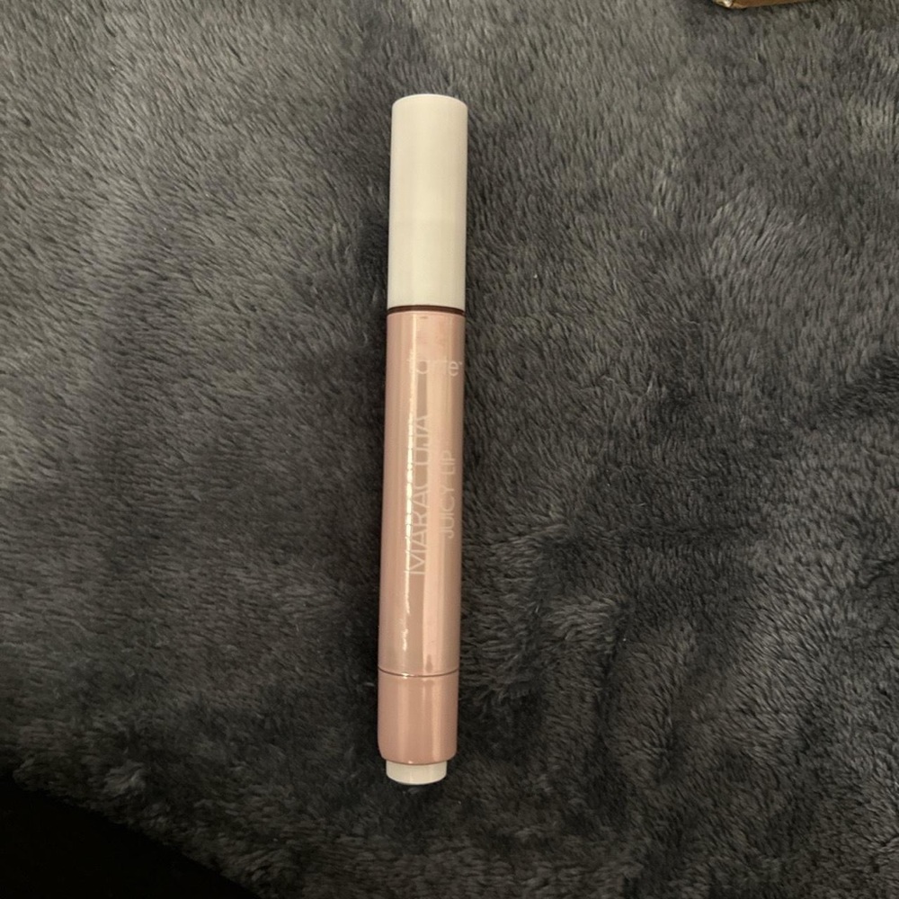 Tarte maracuja juicy lip in shade fig